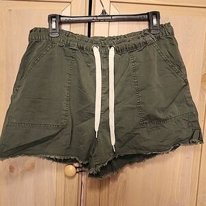 No Boundaries Olive Green Shorts Sz XL (15-17)